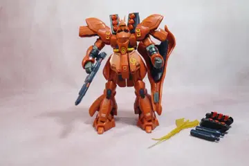 MIA 사자비 액션 피규어