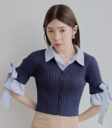 Chico 리본 포함 네이비 반소매 니트