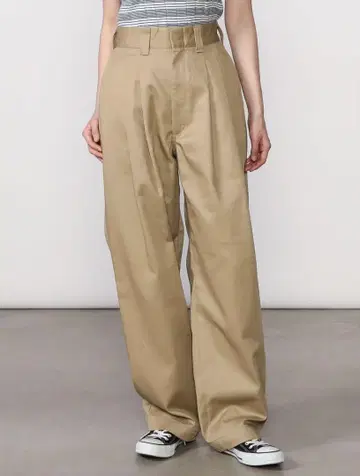 신존 톰 보이 SHINZONE TOMBOY PANTS 베이지 비샵