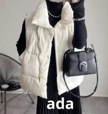 새상품 Ada 퀼팅 충전솜 다운 베스트 화이트