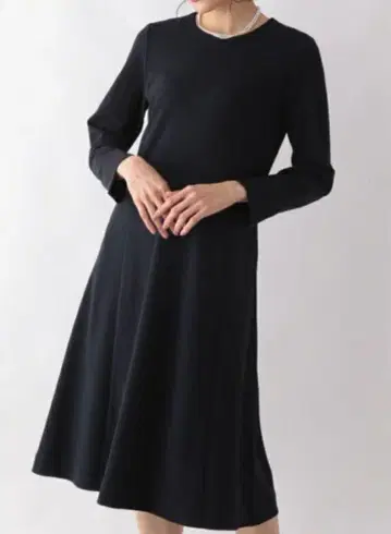 스고라쿠 컷 A 라인 블랙 긴팔 원피스 M 사이즈 미사용 새상품