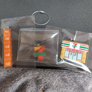 세븐일레븐 3줄 키링