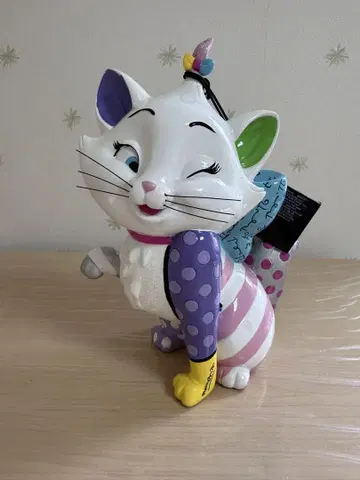 디즈니 쇼케이스 브릿 Britto 세련된 고양이 마리