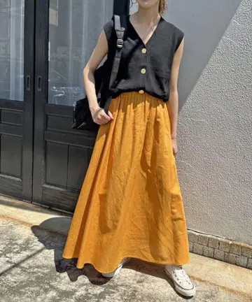 Spick and Span 린넨 혼방 개더 플레어 스커트
