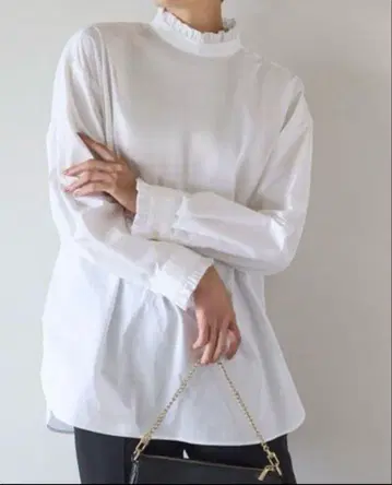 UNFILO 안필로 프릴 넥 셔츠