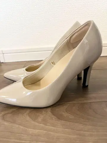 베이지 스틸레토 하이힐 23.0cm