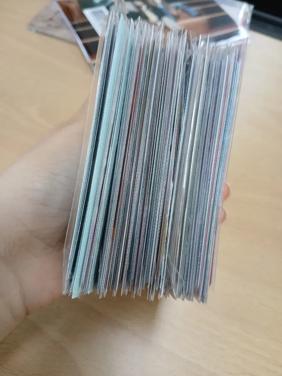 세븐틴 굿즈 일괄 처분(돈이 없어서 급처에요ㅜㅜ)앨범 18장 포함이에요
