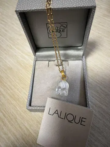 LALIQUE 크리스탈 스즈란 목걸이
