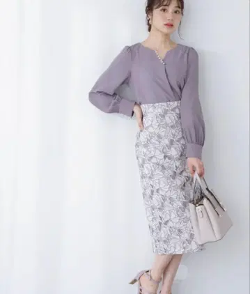 PROPORTIONBODYDRESSING 컷워크 레이스 타이트 스커트