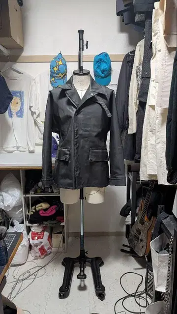 벨스타프 블랙 프린스 PVC 재킷
