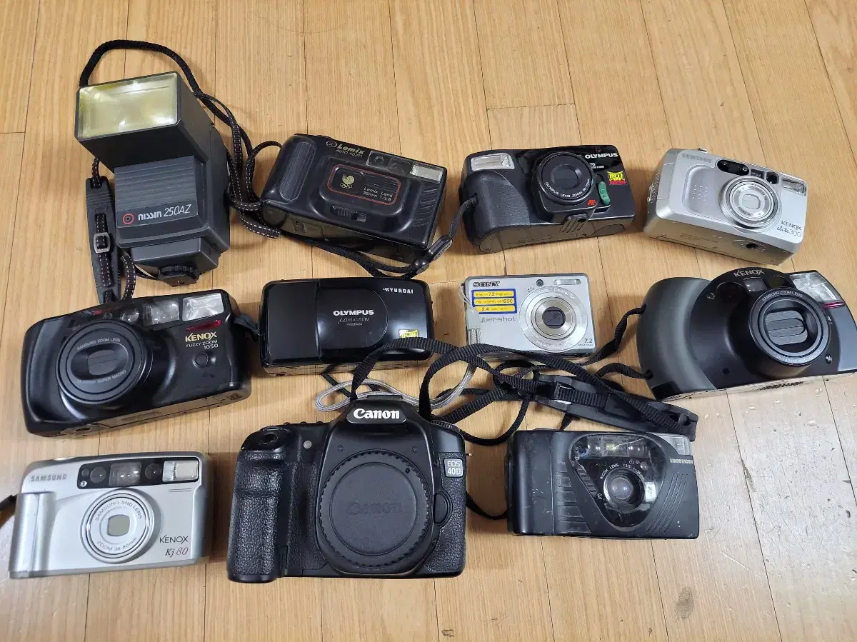 Canon Samsung Olympus lew Sony Sindoh Ricoh Film Camera Digital Camera Collection