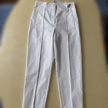 Max Mara 화이트 슬랙스 미사용 새상품 40 사이즈