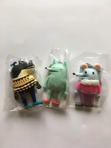 요네즈켄시 리이슈 가챠 고래 늑대 쥐
