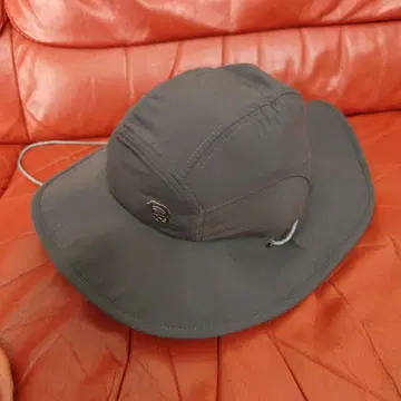 마운틴 하드웨어 MOUNTAIN HARDWEAR 선모자