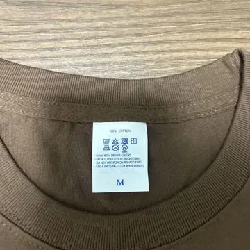 nouw 티셔츠