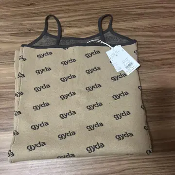 gyda 슬리브리스 미니 원피스 베이지