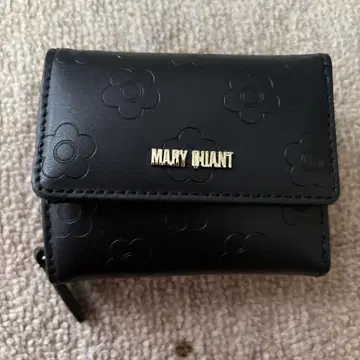 MARY QUANT 블랙 3단 폴더형 지갑