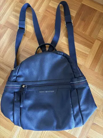 타미힐피거 네이비 백팩