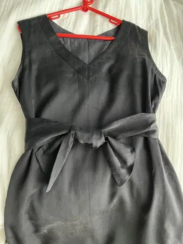블랙 슬리브리스 원피스 마가렛 호웰