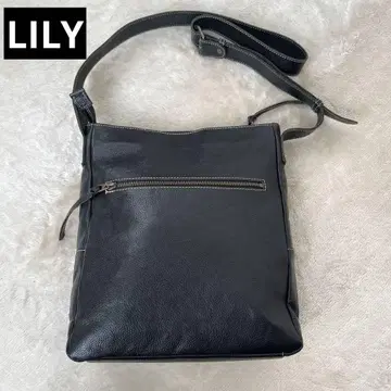 새상품급 LILY(릴리) 일본제 소가죽 가죽 숄더백 사선 가케 블랙