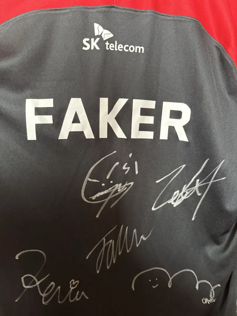 T1 22 Spring (Undefeated Championship Season) Signed Uniform