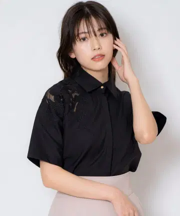 Noela 자수 셔츠 블랙 검정 반팔 셔츠 블라우스