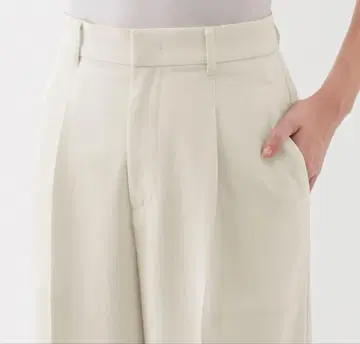 무인양품 여성 발수 턱 스트레이트 팬츠