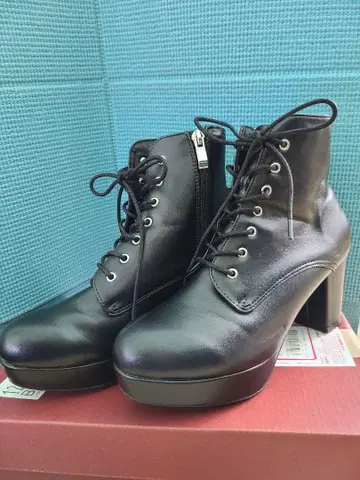 블랙 끈 하이힐 부츠 M 사이즈