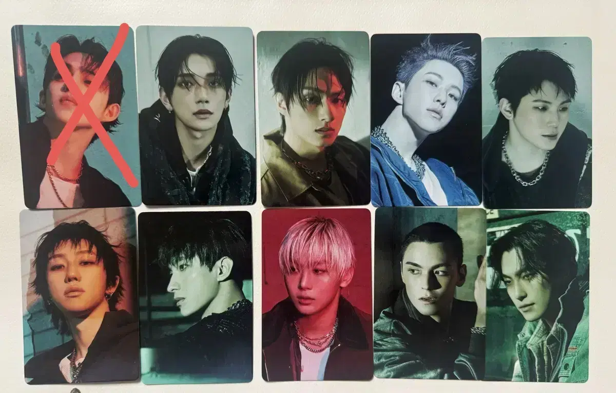 세븐틴 HBD 정규 5집 더현대 위드뮤 팝업 머치존 아크릴 회전 스탠드