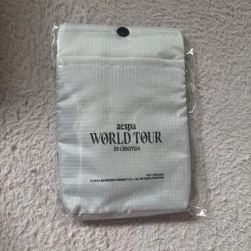 aespa WORLD TOUR in cinemas 멀티 숄더