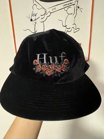 Huf 벨벳 캡 블랙 장미