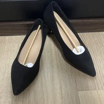 RANDA 스틸레토 힐 펌프스