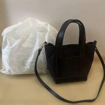 OURHOME 블랙 캔버스 숄더백
