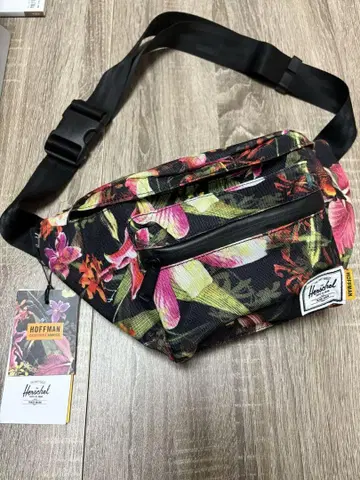 미사용 새상품 HERSCHEL 허셀 바디 백/숄더 백