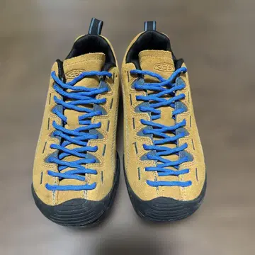 KEEN 스니커즈