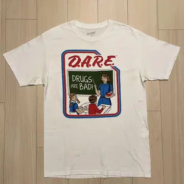 00s D.A.R.E. DRUGS ARE BAD 코믹 티셔츠 구제 의류