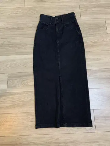 AZUL by moussy 블랙 타이트 스커트 XS