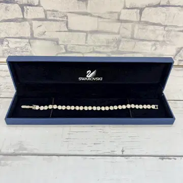439.SWAROVSKI 스와로브스키 팔찌 테니스 팔찌