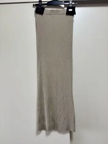 윔 가젯 니트 핏 스커트