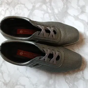 살롱 그레이 24cm 4E 폭 넓은