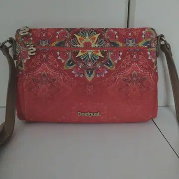 Desigual 꽃무늬 숄더백