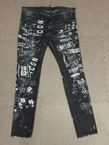DSQUARED2 그래픽 데님 팬츠
