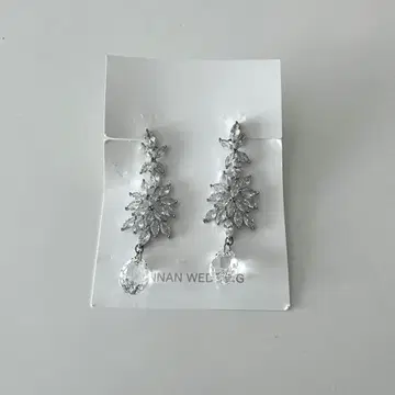 ANNAN WEDDING 귀찌 브라이덜