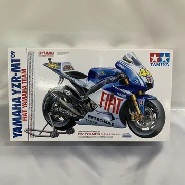 1/12 야마하 YZR-M1 '09 피아트 [14117]