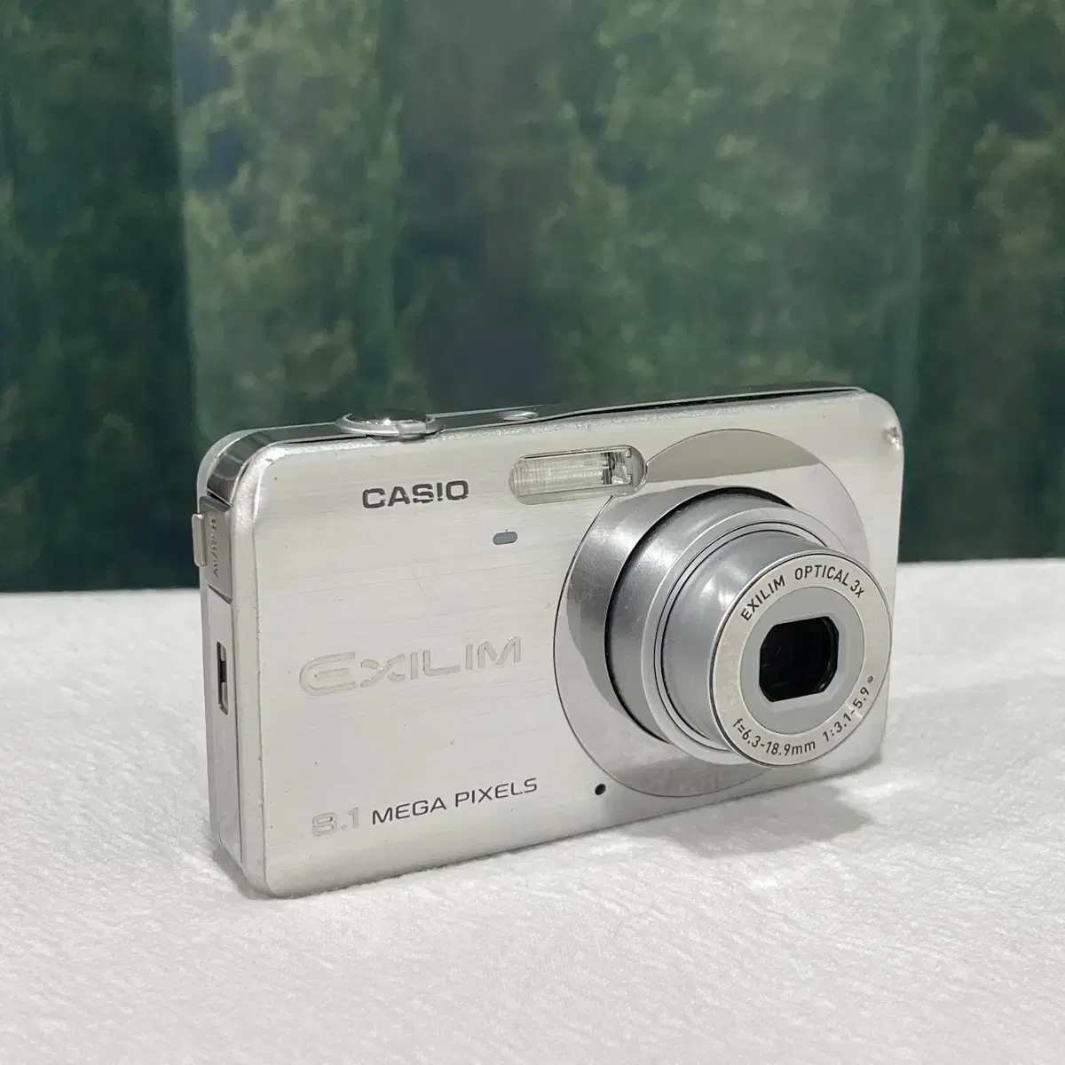 Casio Xlim exilim ex-z80 Digital Camera Vintage Digital Camera on