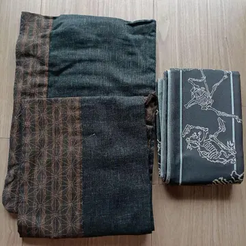기모노 세트 다크 그레이와 브라운