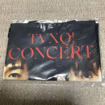 동방신기 유노, 창민 토트백