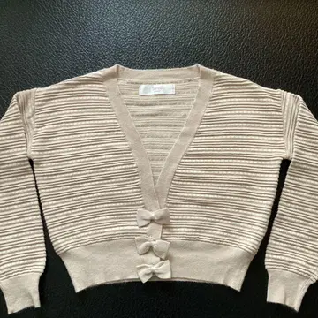 미사용 새상품! tocco closet 베이지 긴팔 가디건 리본