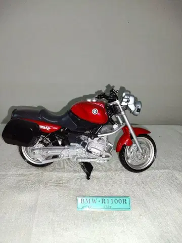 BMW R1100R 1/12 스케일 모델