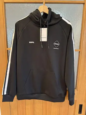 새상품 25SS FCRB TRAINING TRACK HOODIE M